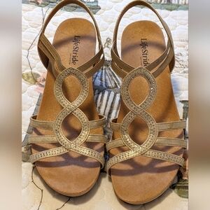 Life Stride Mesmerize Sparkly Wedges New in Box.  Size 10.
